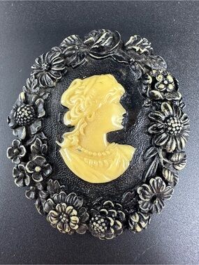 Celluloid Cameo Brooch with Black Floral Frame Japan